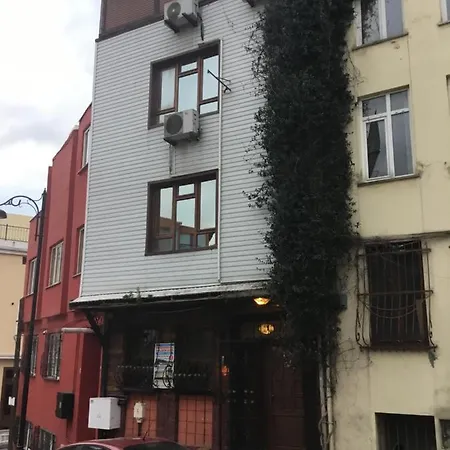 Divan Wooden Bed & Breakfast Istanbul