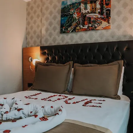 Grand Lark Hotel Istanbul