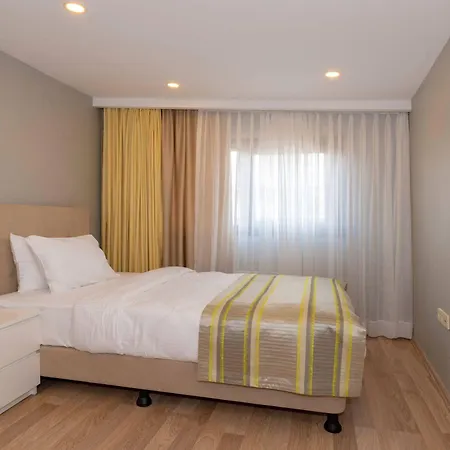 Hotel Feri 2*