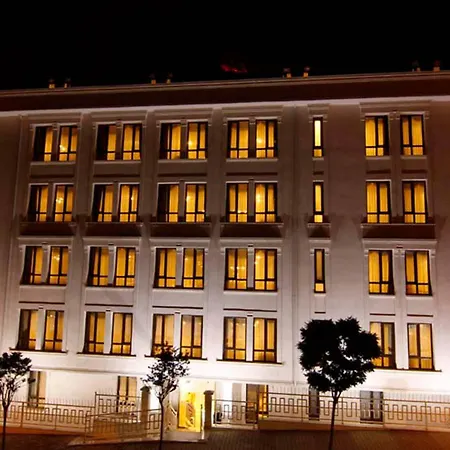 Zin D Cekmekoey Aparthotel 2*