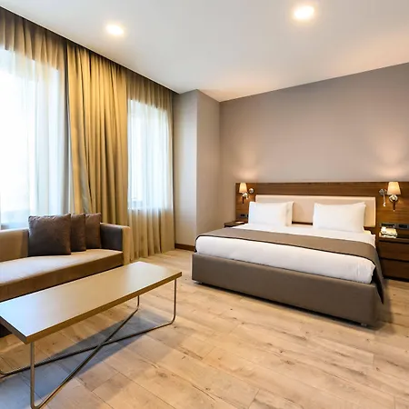 Hotel La Quinta By Wyndham Gunesli