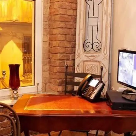 The White Swan Beyoglu Апарт-отель Стамбул