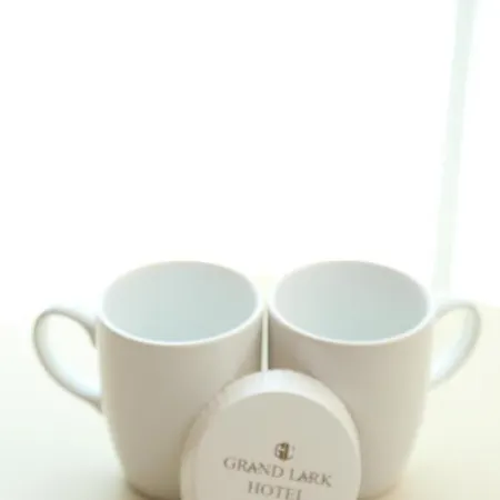 Grand Lark *