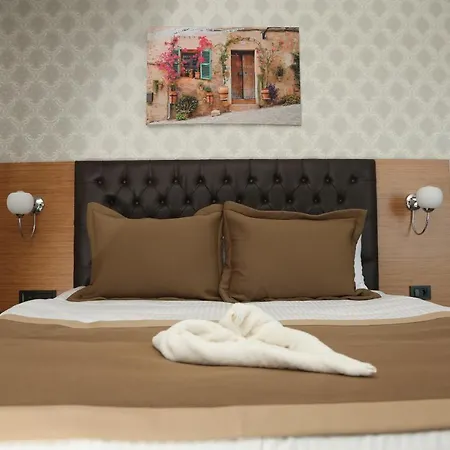 Hotel Grand Lark Istanbul