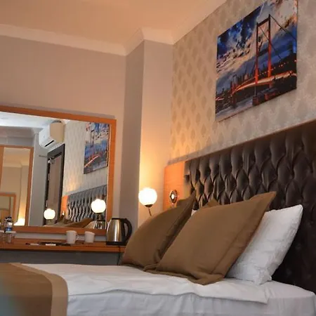 Grand Lark * Istanbul
