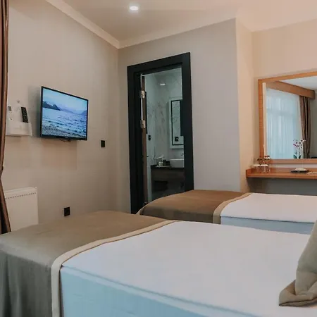 Grand Lark * Istanbul