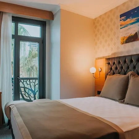 Grand Lark * Istanbul
