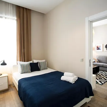 Deniz Apartment *