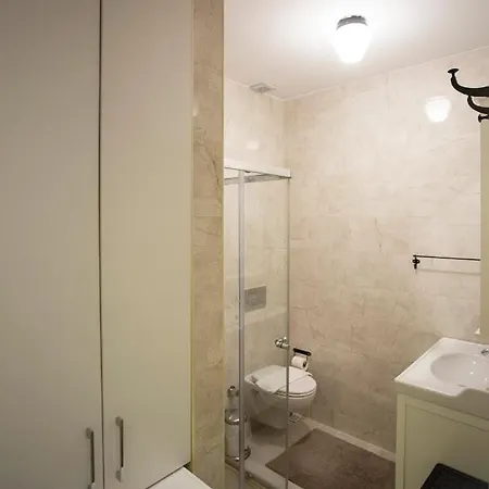 Deniz Apartment Istanbul