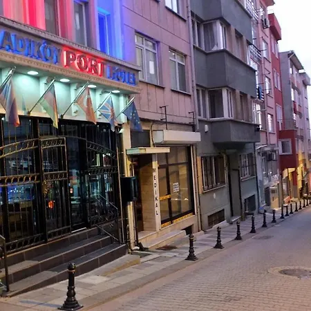 卡德柯伊港酒店 2* 伊斯坦布尔