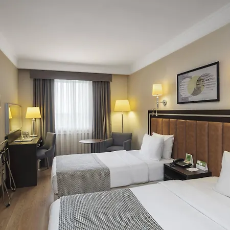 Hotel Holiday Old City By Ihg 4*