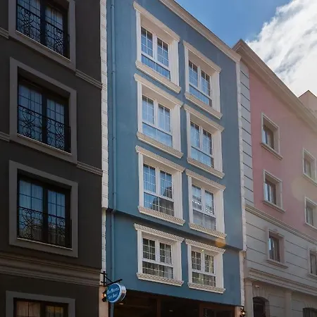 Blue Marmara Hotel 2*