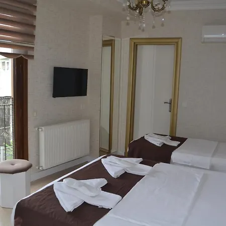 Mini Nova Old Hotel 5*