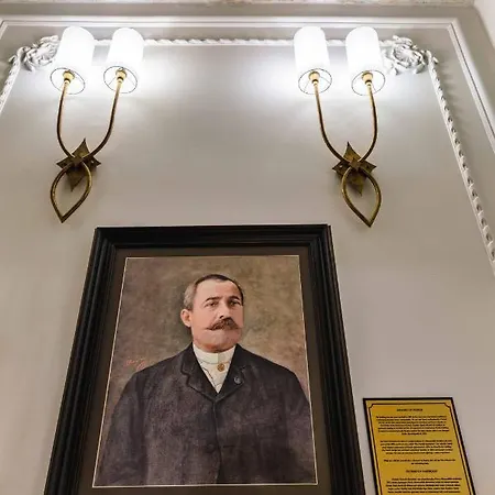 Petros Istanbul