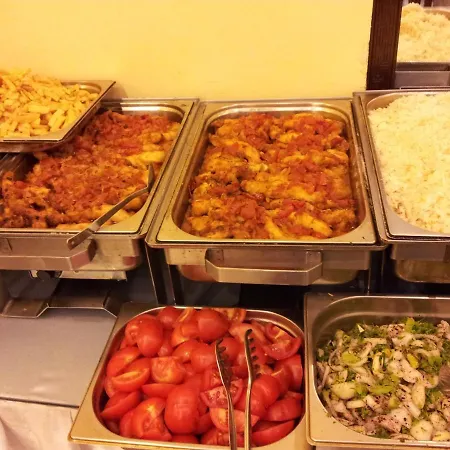 Adil Konak Hotel *