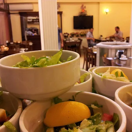 Hotel Adil Konak