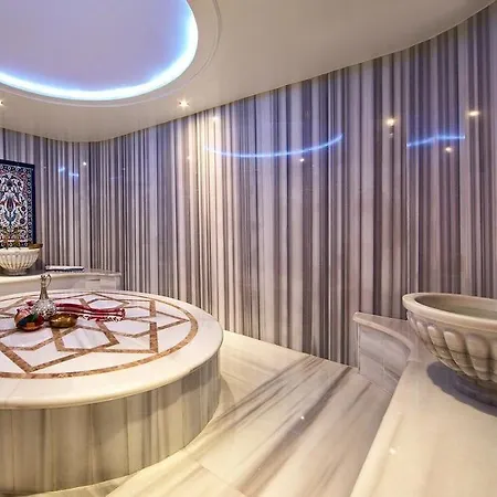 Hotel Eurostars Old 4*