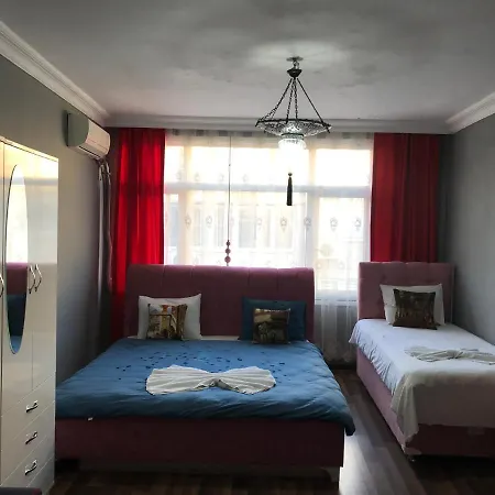 Tune Hostel *