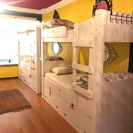 Hostel Tune Stambuł