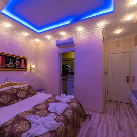 Hotel Charm 3*