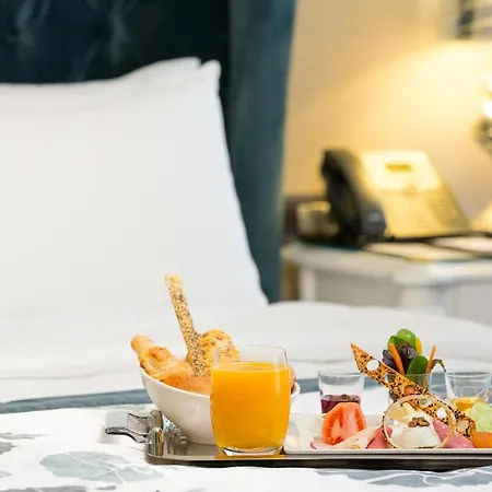 Metropolitan Taksim Hotel