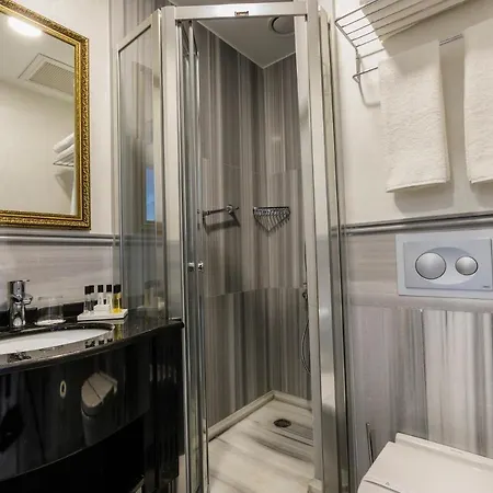 Hotel Meroddi La Porta 2*