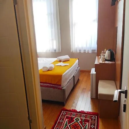 Lebon Hotel-special Class Hotel 3*