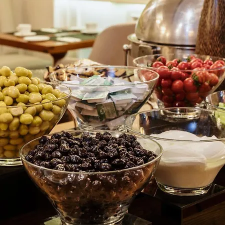 Hotel Amira 4*
