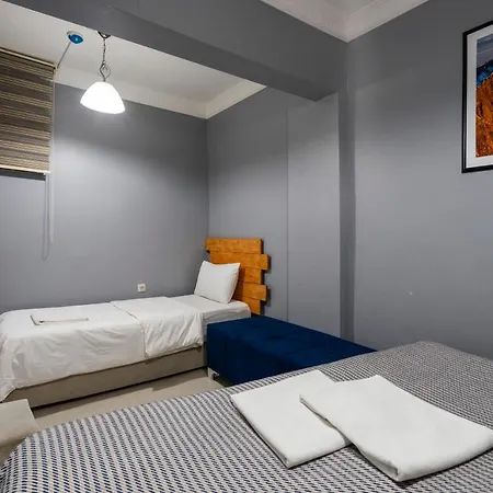 La Luna Suites Апарт-отель