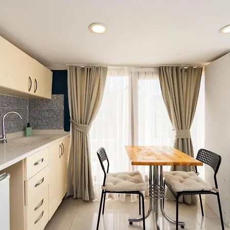 La Luna Suites * Стамбул