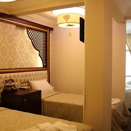 Otel Salinas *