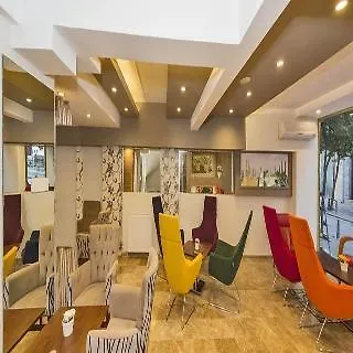 Metrolux Hotel 5*