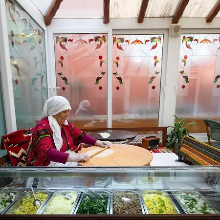 Amira Hotel
