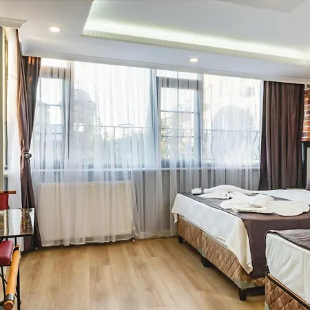 Hotel Gloria Old *