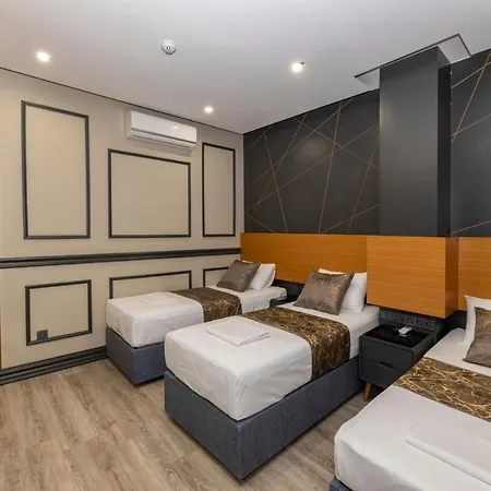 Confores Hotell 3*