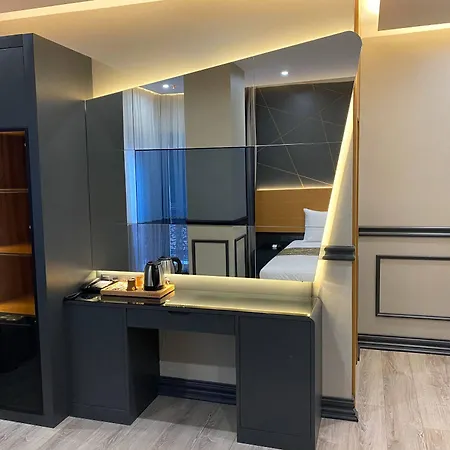 Hotell Confores 3*