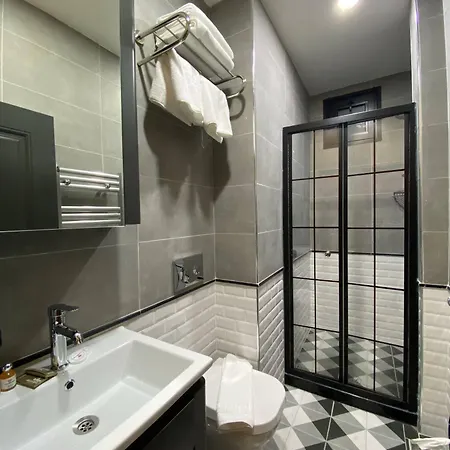 Confores Hotell