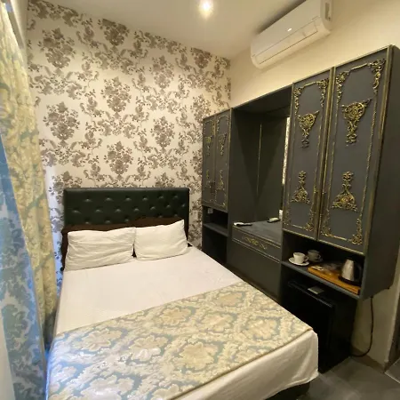 Siesta Premium Hotel 2*