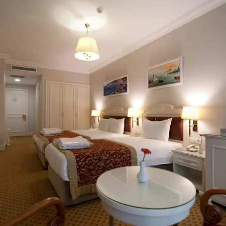 Taksim Metropark Otel 4*