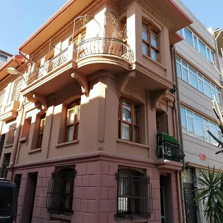 No 1 House By Valence Istambul