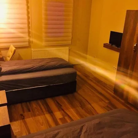 Hostel Ender *