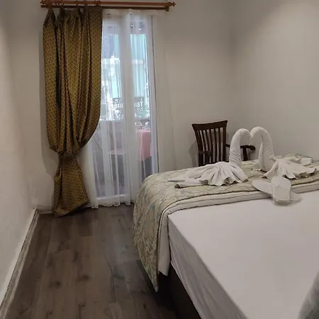 Siesta Premium Hotel 2*