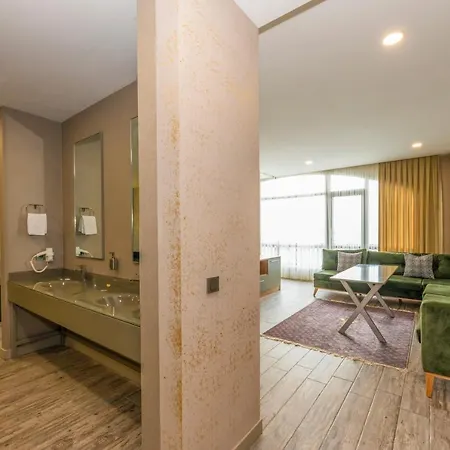 Apart Otel Agora 2*
