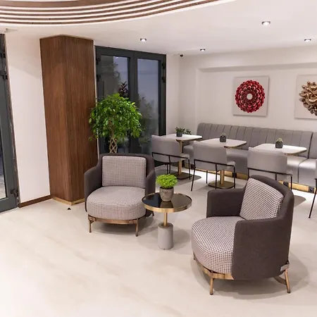 Otel Meg 2*