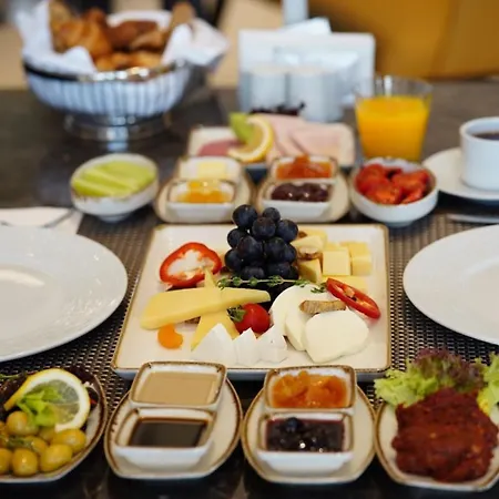 Birun Ada Hotel Burgazada