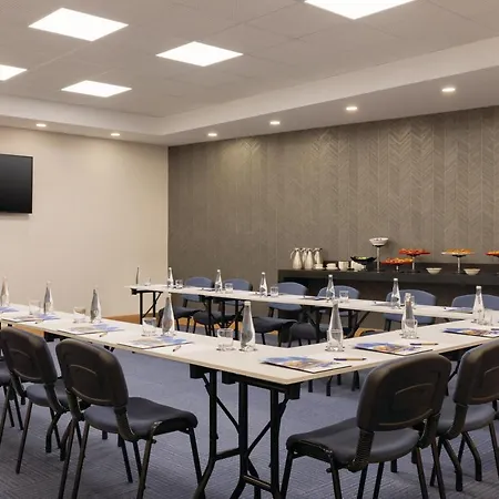 Tryp By Wyndham Atasehir 3*