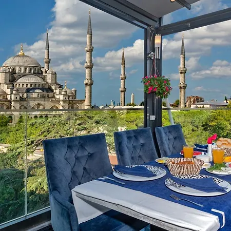Hotel Aristocrat 3*