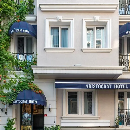 Hotel Aristocrat 3*