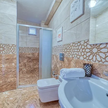 Otel Garth Of Balat