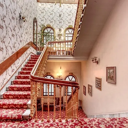 Grand De Londres Hotel Istanboel